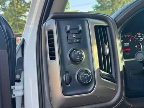 Used 2016 GMC Sierra 2500 Denali w/ Duramax Plus Package AWD/4WD image 21