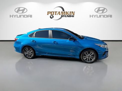 Used 2022 Kia Forte GT-Line FWD image 4