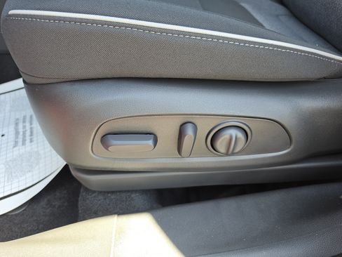 New 2026 Chevrolet TrailBlazer LT w/ Convenience Package FWD image 26