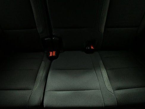 New 2025 Chevrolet Suburban LS image 25