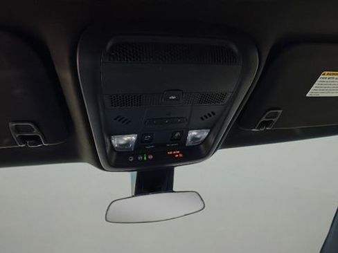 Used 2022 Cadillac XT5 Premium Luxury AWD/4WD image 28