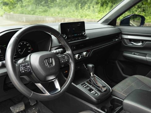 Used 2023 Honda CR-V Sport image 16