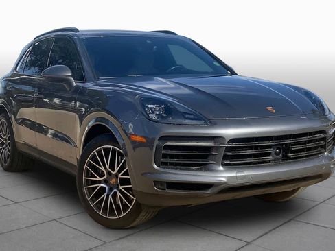 Used 2022 Porsche Cayenne AWD/4WD image 3