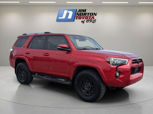 Used 2021 Toyota 4Runner SR5 Premium w/ Moonroof Package AWD/4WD image 3