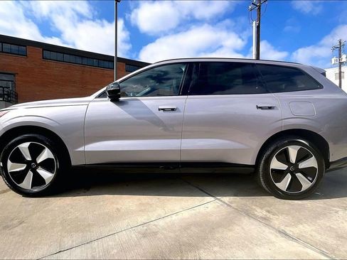 New 2026 Volvo EX90 Plus image 21