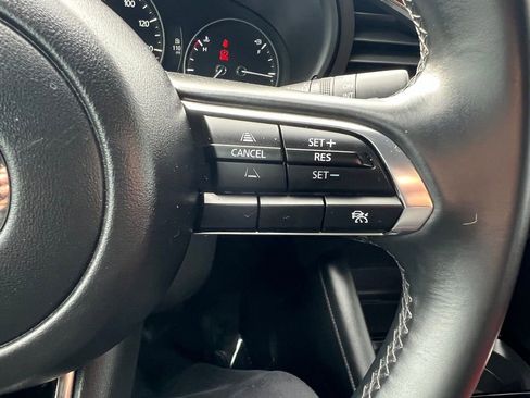 Used 2024 MAZDA MAZDA3 s image 19