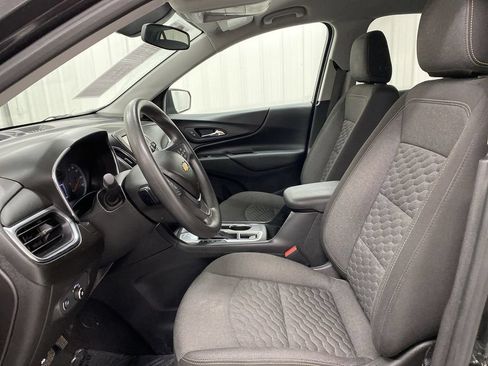 Used 2018 Chevrolet Equinox LT FWD image 11