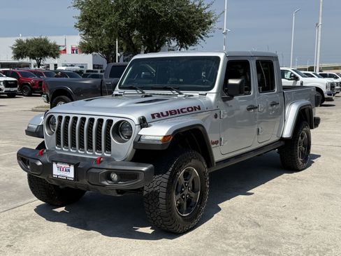 Used 2023 Jeep Gladiator Rubicon w/ LED Lighting Group AWD/4WD image 10