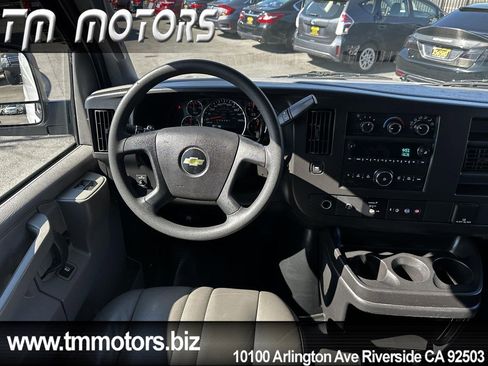 Used 2019 Chevrolet Express 2500 Extended image 14