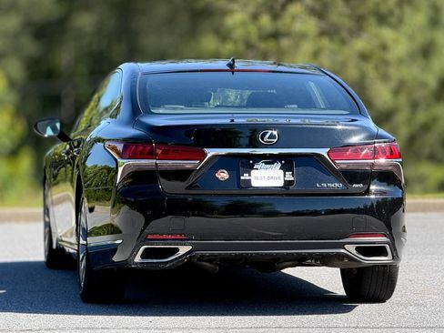 Used 2018 Lexus LS 500 AWD w/ Accessory Package (Z2) image 5