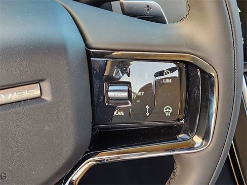 Used 2025 Land Rover Range Rover Velar Dynamic SE image 27