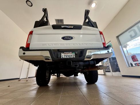 Used 2018 Ford F250 Lariat AWD/4WD image 7