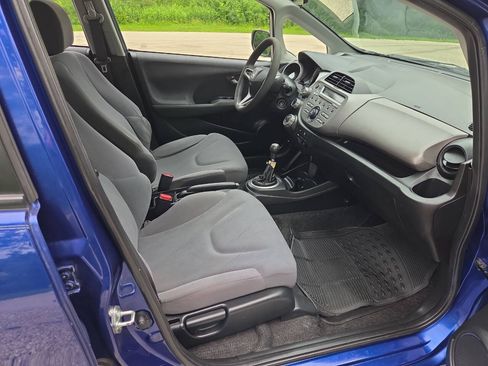 Used 2010 Honda Fit image 17
