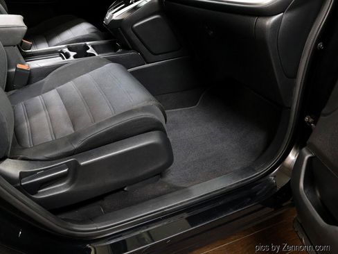 Used 2019 Honda CR-V LX image 33
