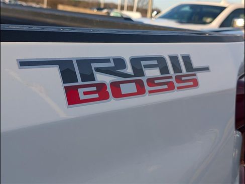 Used 2024 Chevrolet Silverado 1500 Custom Trail Boss image 24