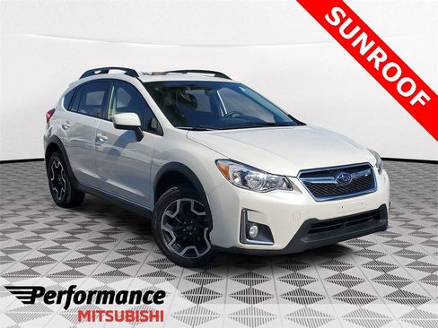 Used 2017 Subaru Crosstrek 2.0i Premium w/ Moonroof Package image 1