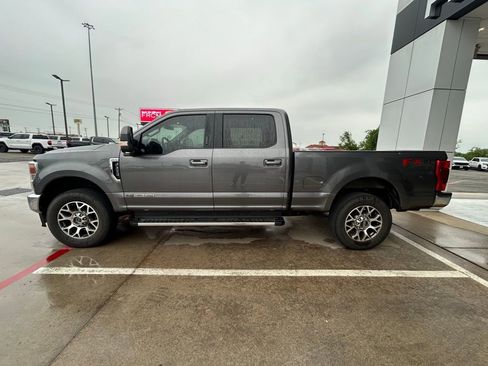 Used 2021 Ford F250 Lariat w/ Lariat Value Package image 2