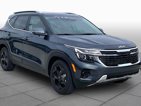 Used 2026 Kia Seltos EX w/ EX Sunroof Package FWD image 3