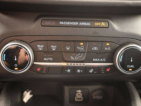 Used 2024 Ford Escape ST-Line AWD/4WD image 28