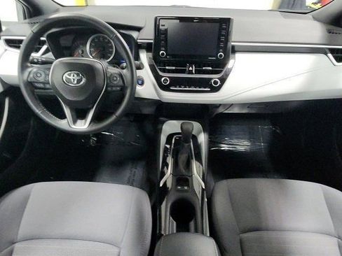 Used 2022 Toyota Corolla SE w/ Carpet Mat Package (TMS) FWD image 2