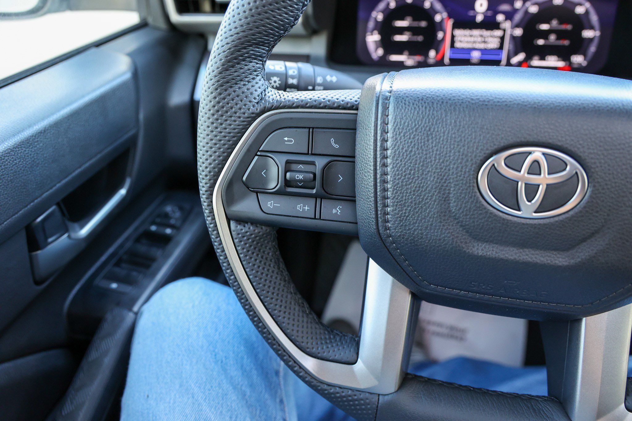 Certified 2026 Toyota Tacoma TRD Off-Road w/ TRD Off Road Premium Package AWD/4WD image 20
