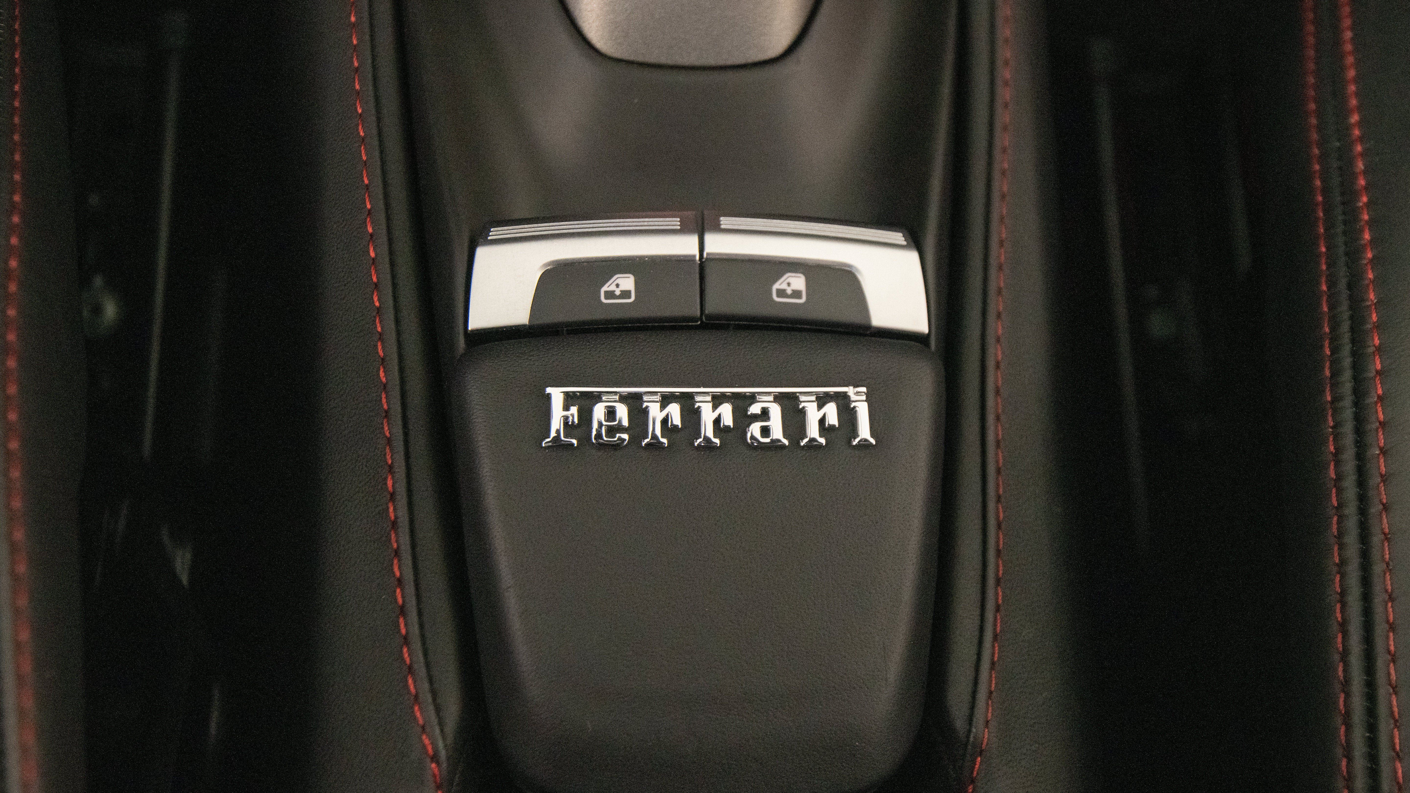 Certified 2018 Ferrari 488 GTB RWD image 34