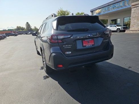 Used 2025 Subaru Outback Premium image 52