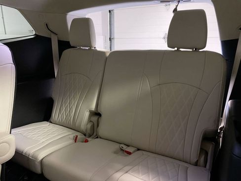 Certified 2023 Buick Enclave Avenir w/ Avenir Technology Package AWD/4WD image 23