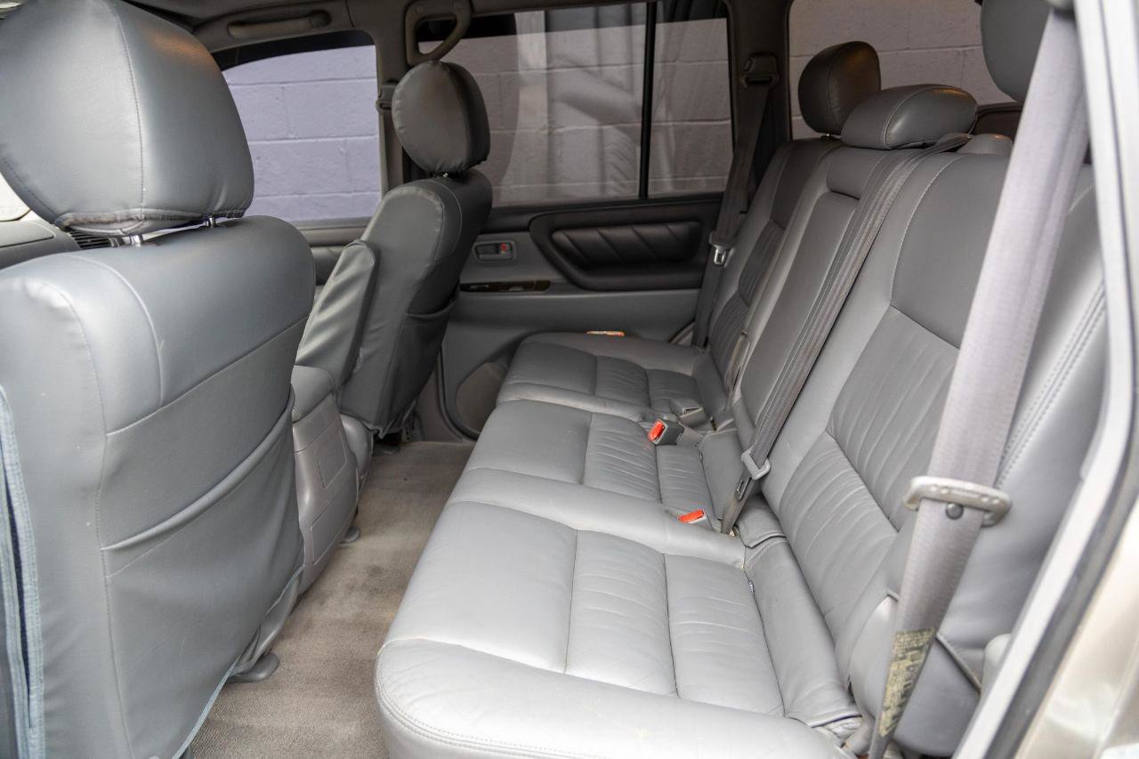 Used 2001 Toyota Land Cruiser AWD/4WD image 7