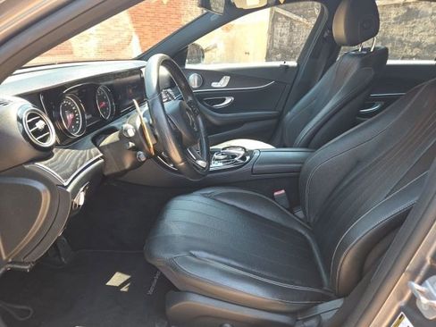 Used 2017 Mercedes-Benz E 300 image 7