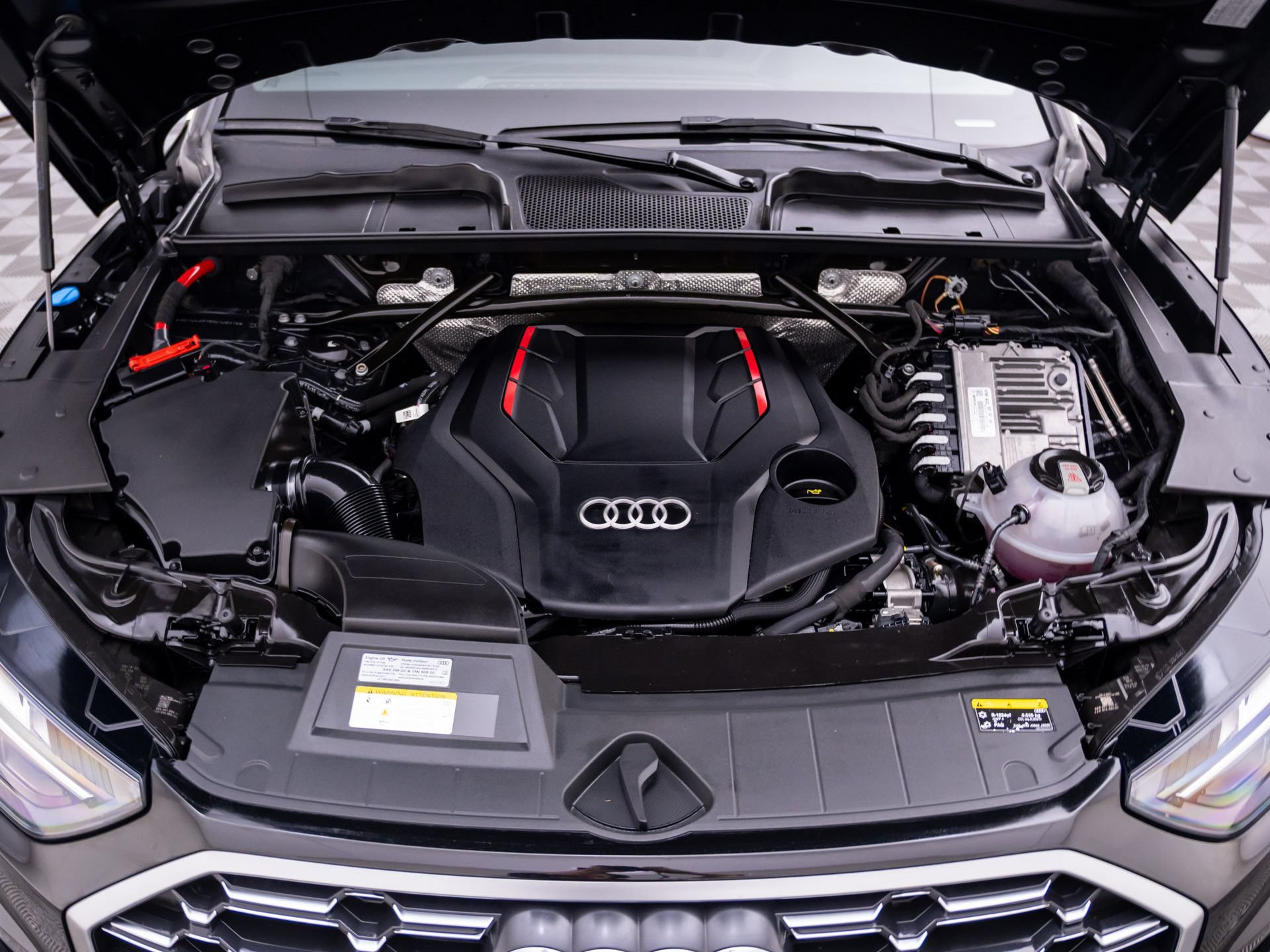 Used 2022 Audi SQ5 Premium Plus w/ Premium Plus Package AWD/4WD image 31