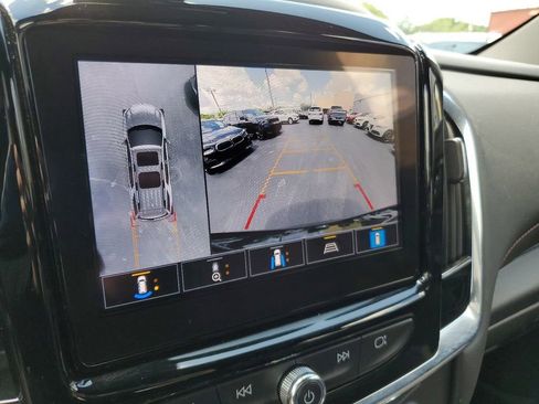 Used 2023 Chevrolet Traverse RS image 22