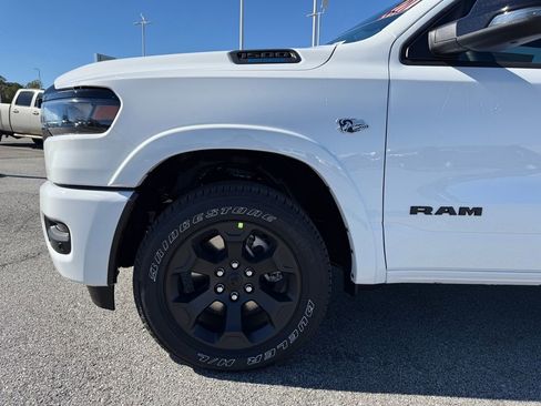 New 2026 RAM 1500 4x4 Crew Cab image 27