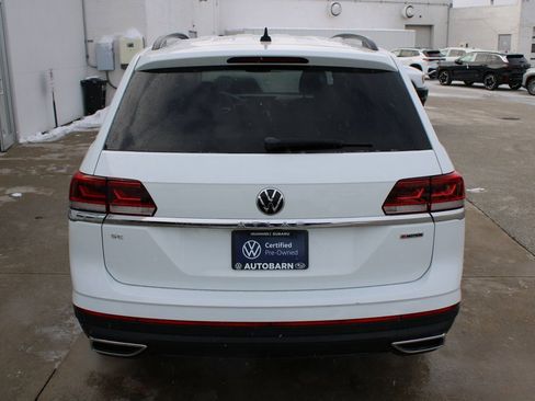 Certified 2021 Volkswagen Atlas SE image 5