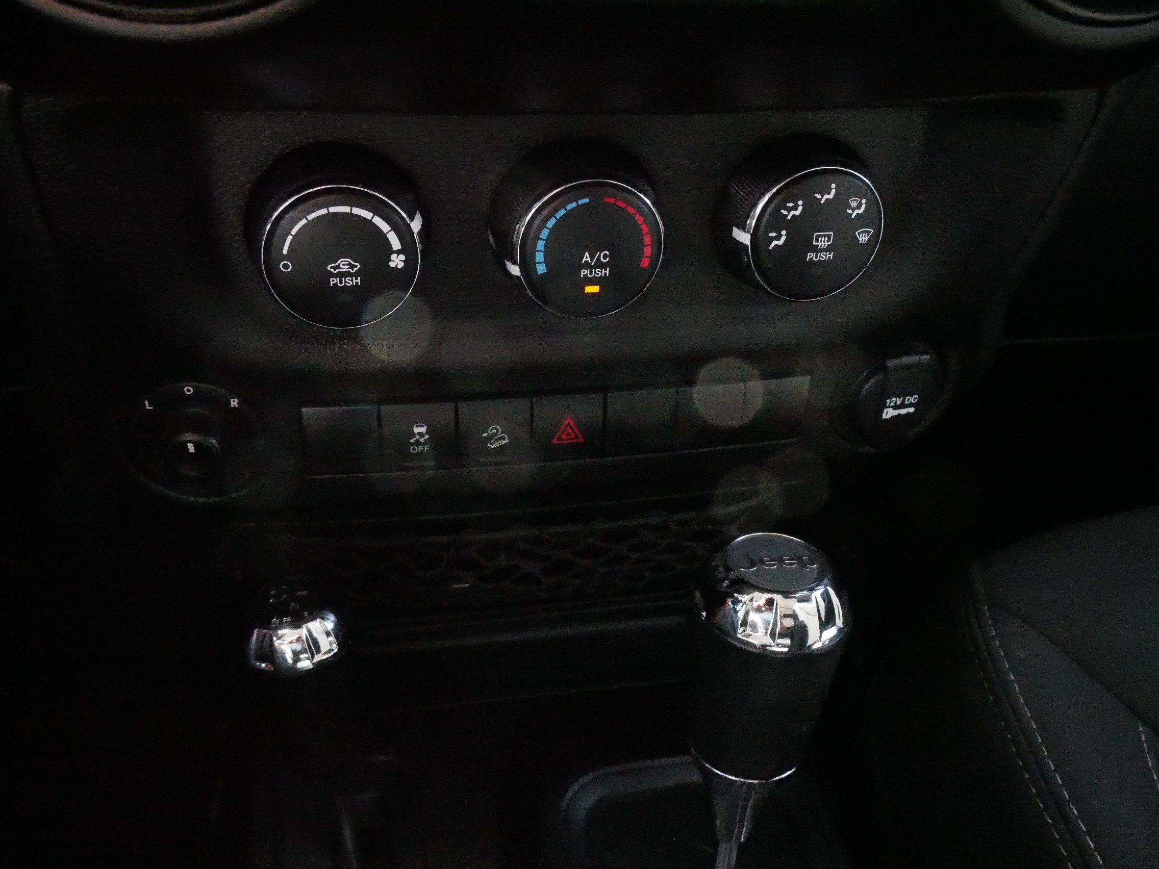 Used 2018 Jeep Wrangler Sport AWD/4WD image 20