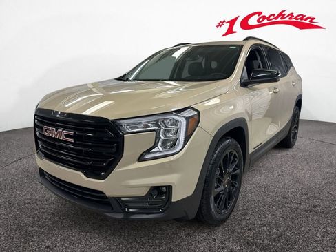 Certified 2023 GMC Terrain SLT w/ Elevation Edition image 40