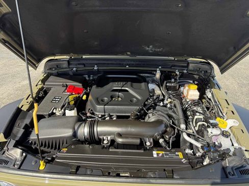 Used 2025 Jeep Wrangler Unlimited Sport image 23