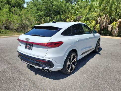 New 2026 Audi SQ5 Premium Plus AWD/4WD image 4