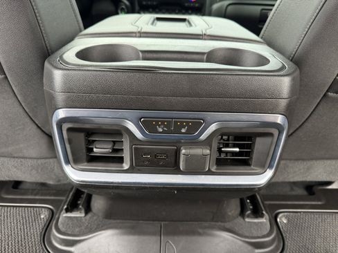 Used 2022 GMC Sierra 2500 AT4 w/ AT4 Preferred Package AWD/4WD image 32