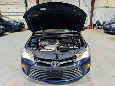 Used 2015 Toyota Camry LE FWD image 47