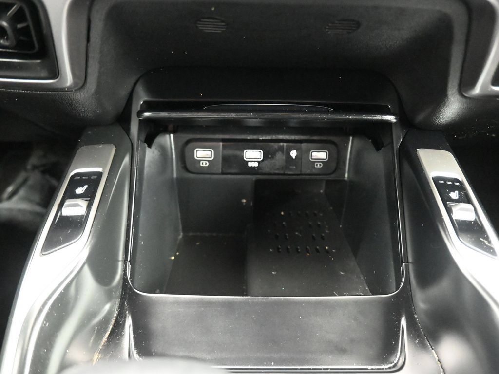 Used 2023 Kia Sorento S FWD image 23