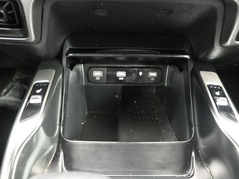 Used 2023 Kia Sorento S FWD image 23