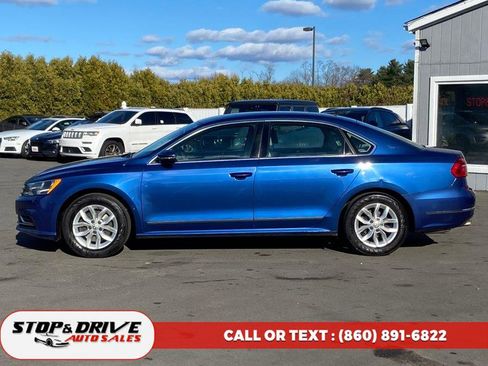 Used 2016 Volkswagen Passat 1.8T S image 2