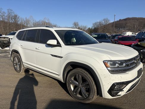 Used 2019 Volkswagen Atlas SE w/ Panoramic Sunroof Package image 2