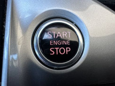 Used 2024 Nissan Altima 2.5 SR FWD image 33