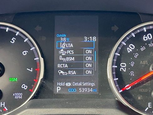 Used 2021 Toyota RAV4 XLE image 24