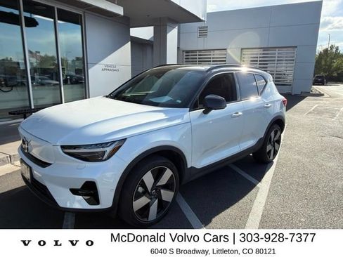 Used 2023 Volvo XC40 Recharge Ultimate w/ Protection Package Premier AWD/4WD image 1