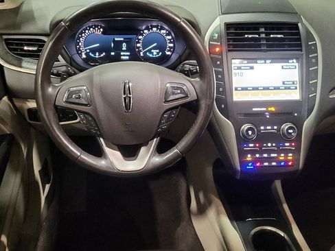 Used 2017 Lincoln MKC Reserve image 22