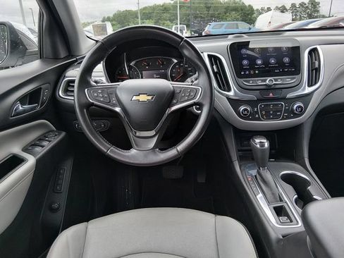 Used 2021 Chevrolet Equinox Premier FWD image 10