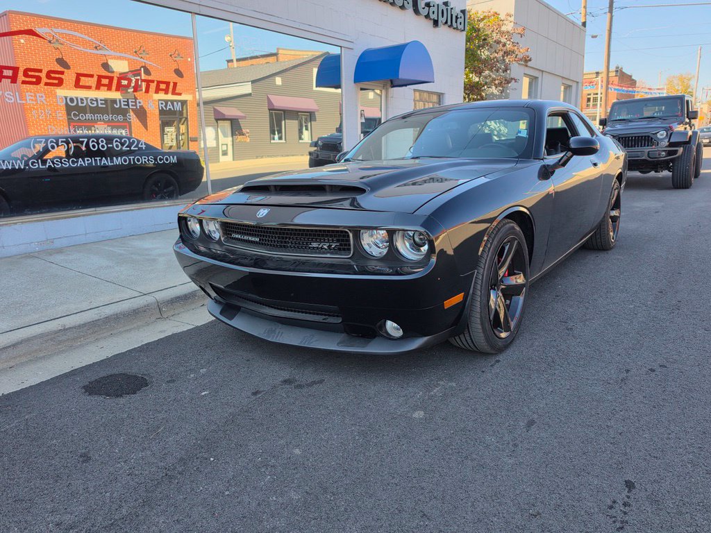 Used 2009 Dodge Challenger SRT8 w/ SRT Option Group II RWD image 7